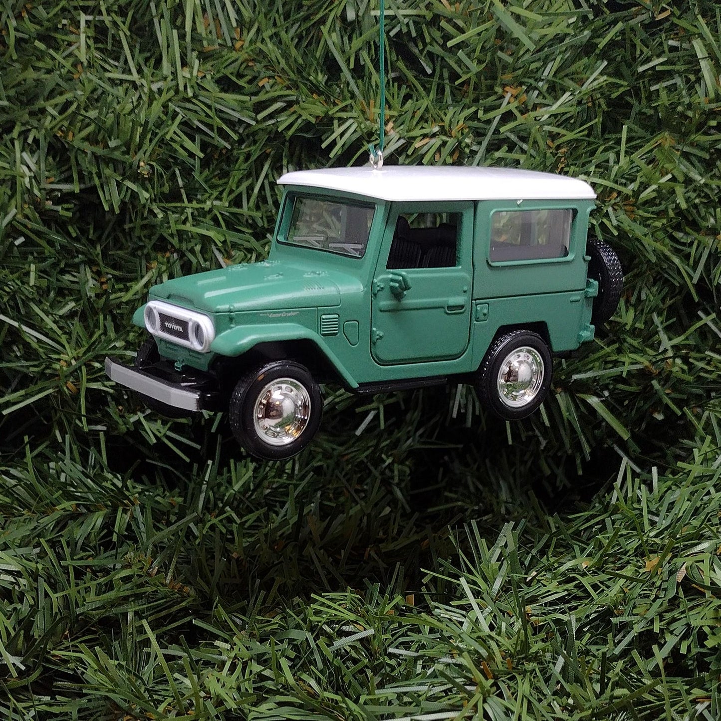 TOYOTA Land Cruiser Ornament 1960 J40 FJ40 Christmas Decoration Unique Gift 4.5 Inch Green
