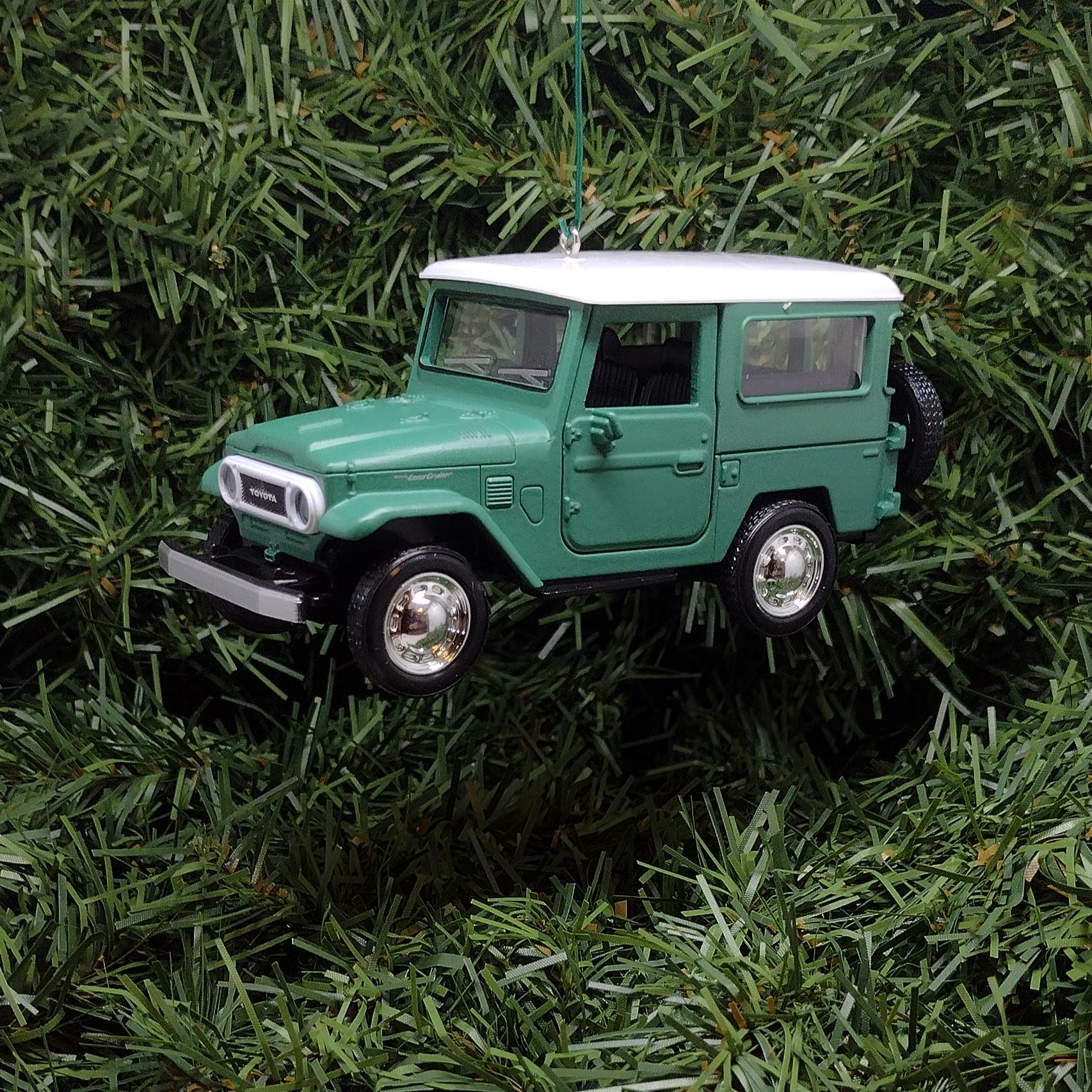 TOYOTA Land Cruiser Ornament 1960 J40 FJ40 Christmas Decoration Unique Gift 4.5 Inch Green