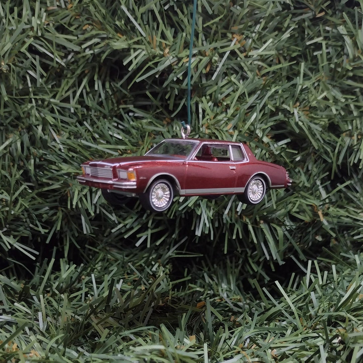 Chevy 1979 MONTE CARLO Ornament Christmas Decoration Chevrolet Unique Xmas Gift Idea Carmine/Dark Carmine