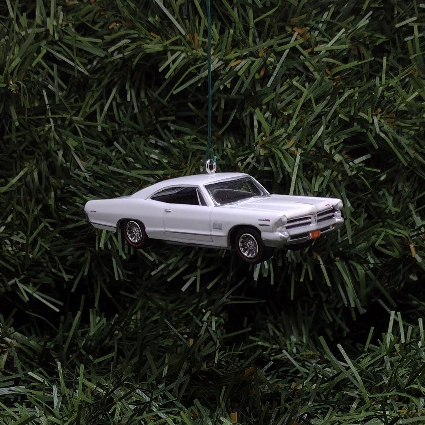 Pontiac Catalina Ornament 1965 2+2 Royal Bobcat Christmas Tree Decoration Xmas Gift Cameo Ivory White