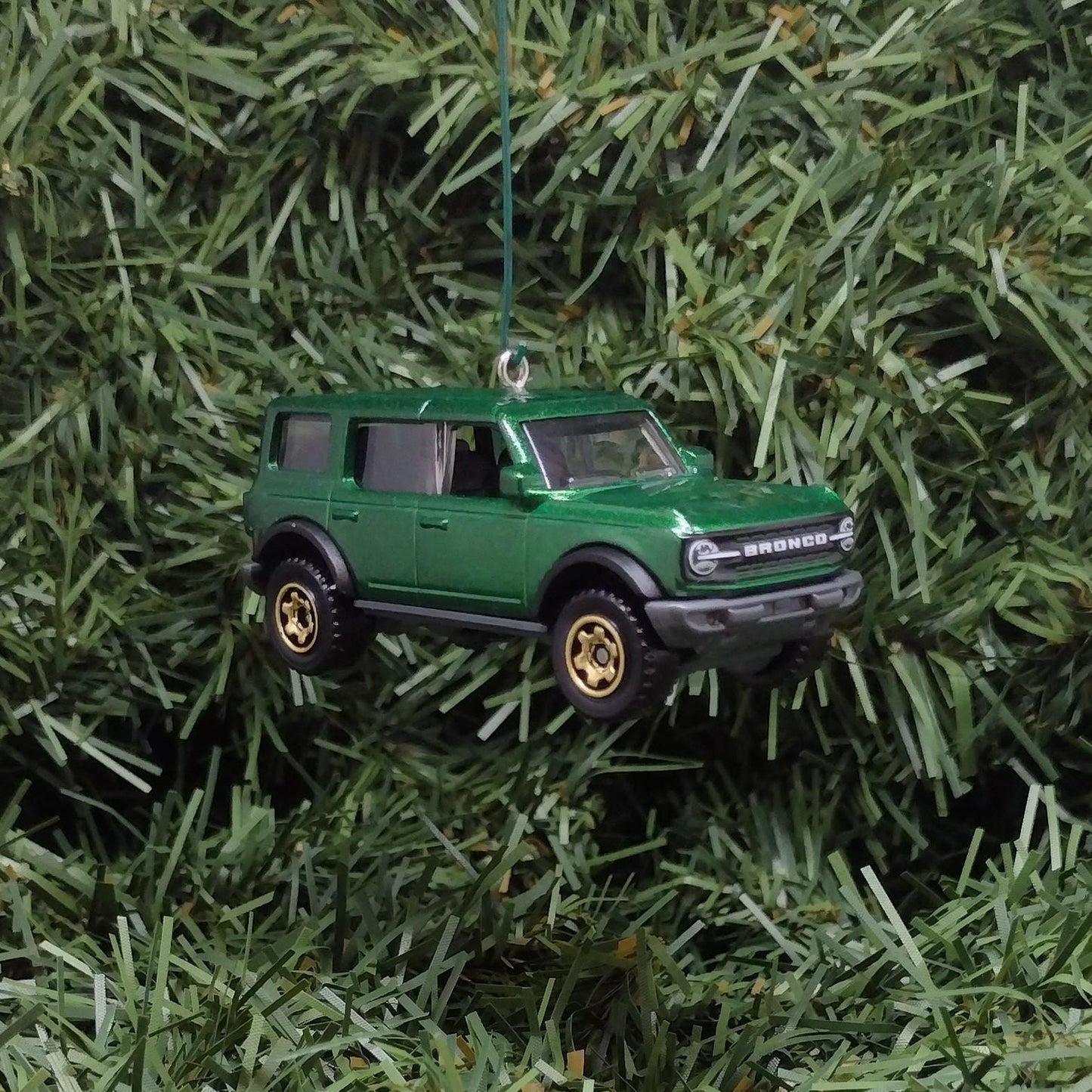 Ford Bronco Ornament 2021 4 door Christmas Decoration Unique Gift Idea 2022 2023 2024 Green