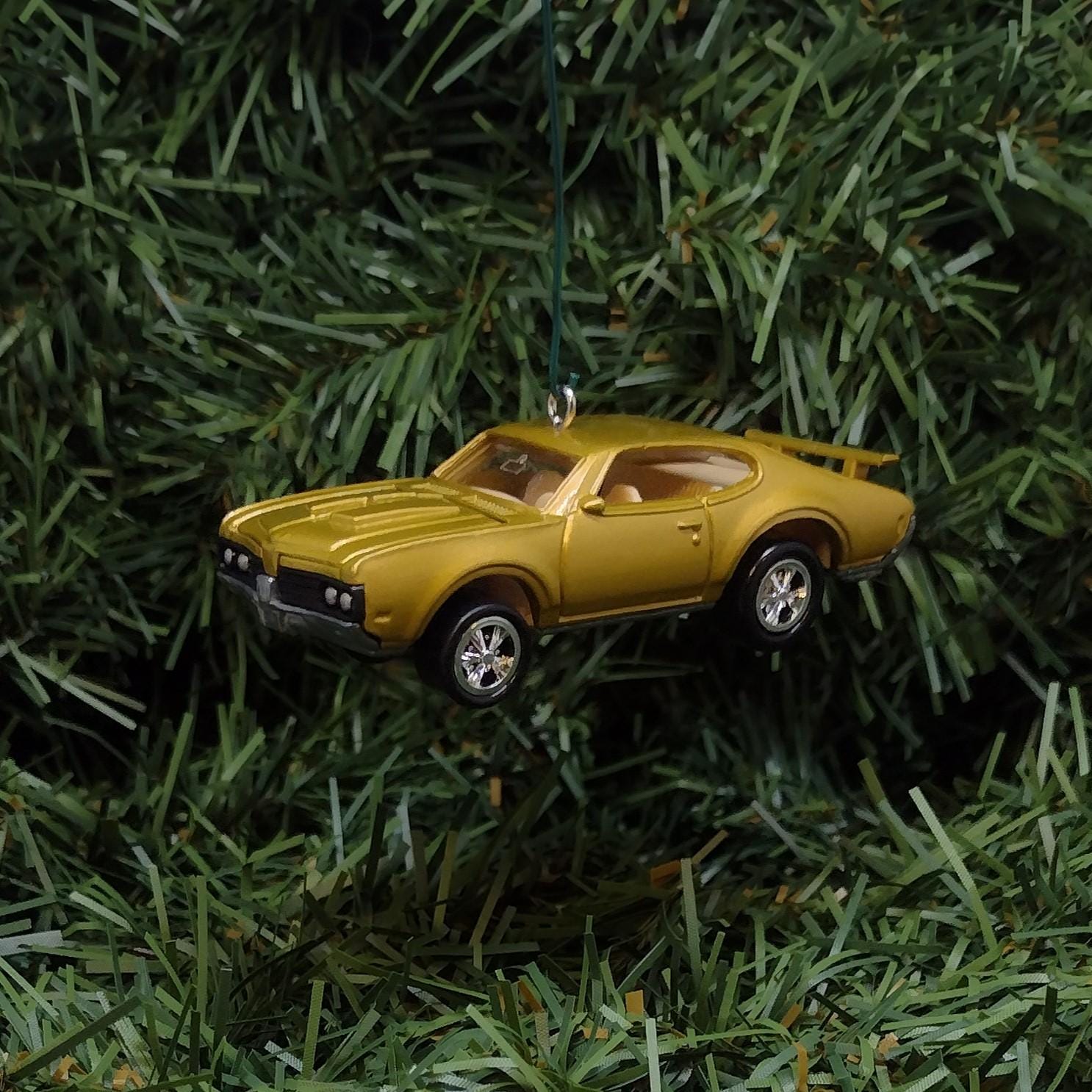 OLDSMOBILE 442 Ornament 1969 Olds Christmas Tree Decoration Unique Gift Idea Hood Opens