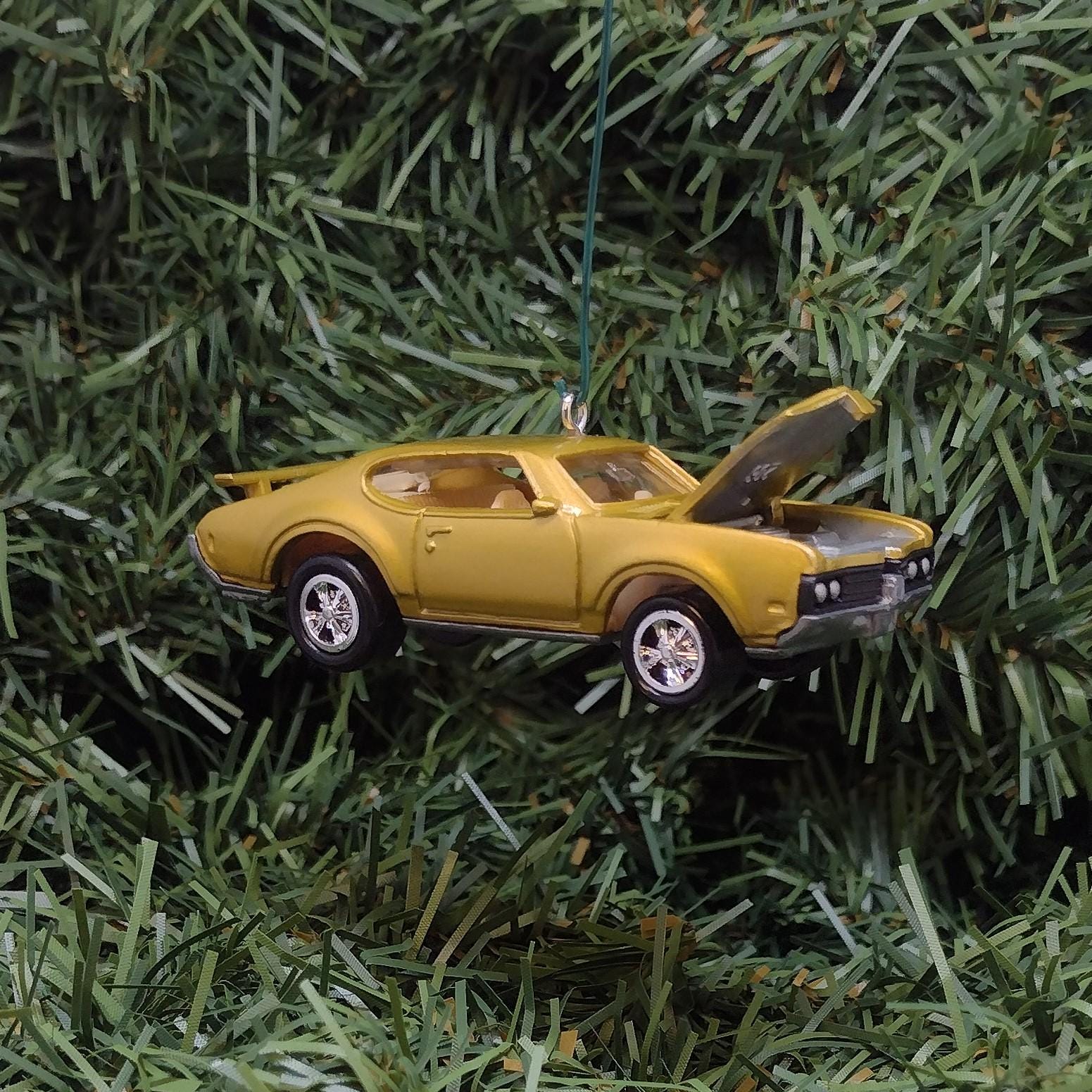 OLDSMOBILE 442 Ornament 1969 Olds Christmas Tree Decoration Unique Gift Idea Hood Opens