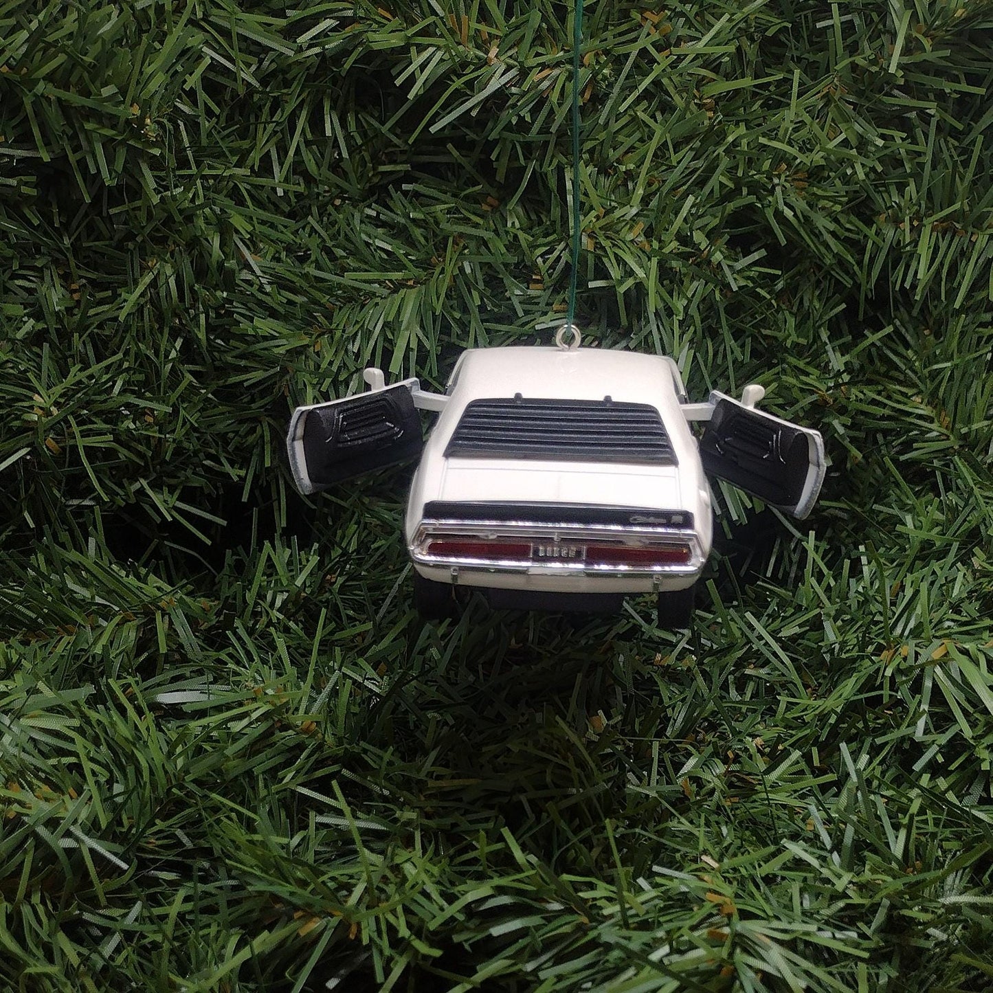 DODGE Challenger Ornament 1970 340 Six Pack Christmas Gift Unique Xmas Tree Decoration White