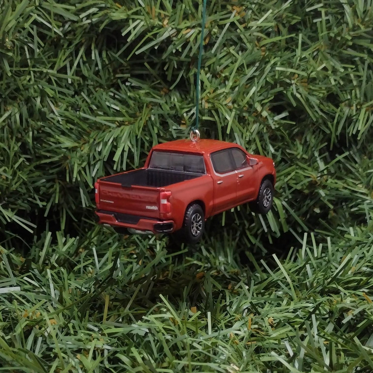 Chevy Silverado Ornament 2022-2024 Christmas tree decoration Chevrolet Pickup Truck 2023 Unique Xmas Tree Decoration G