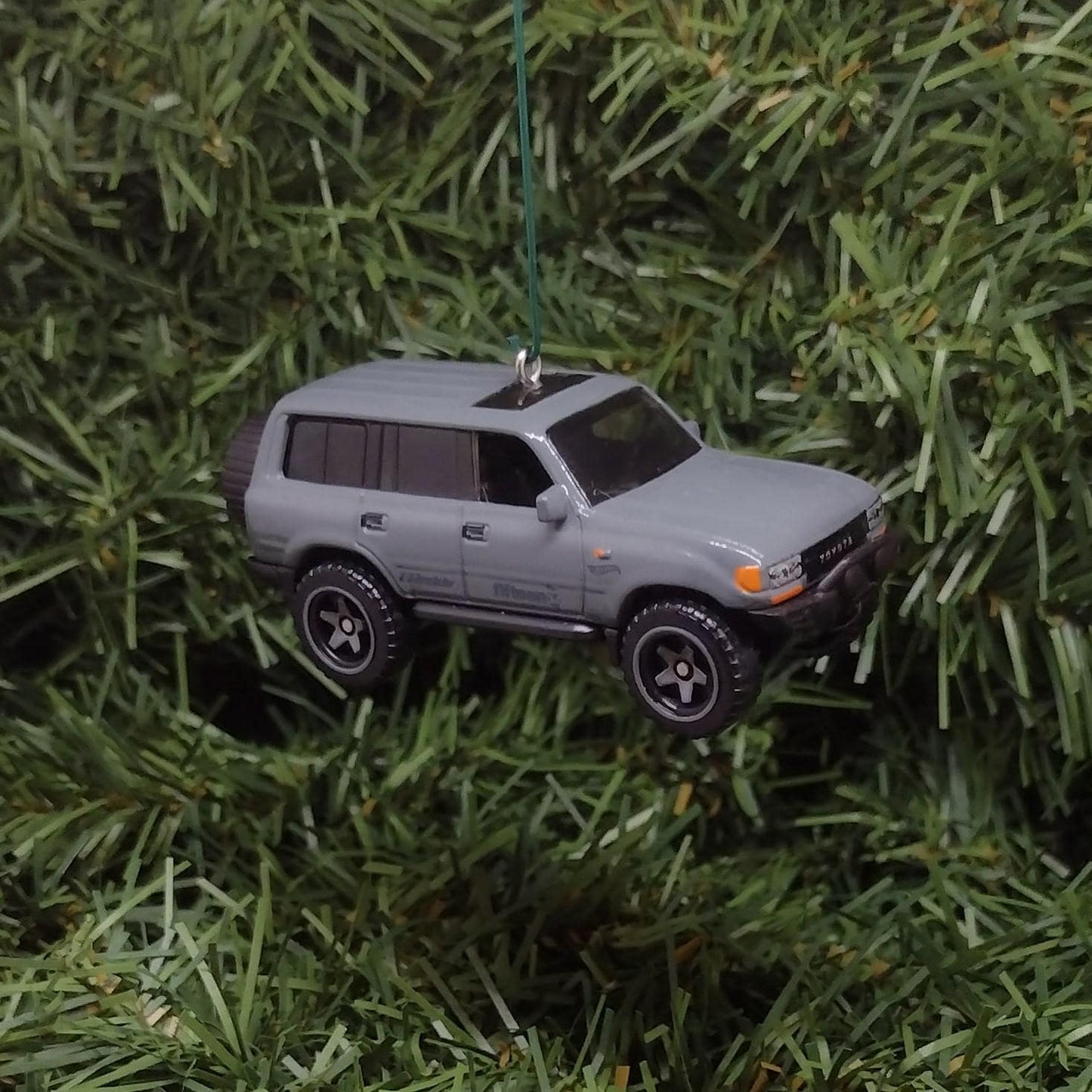TOYOTA Landcruiser 80 Ornament Christmas Gift Idea Unique Xmas Decoration 4x4 SUV Land Cruiser