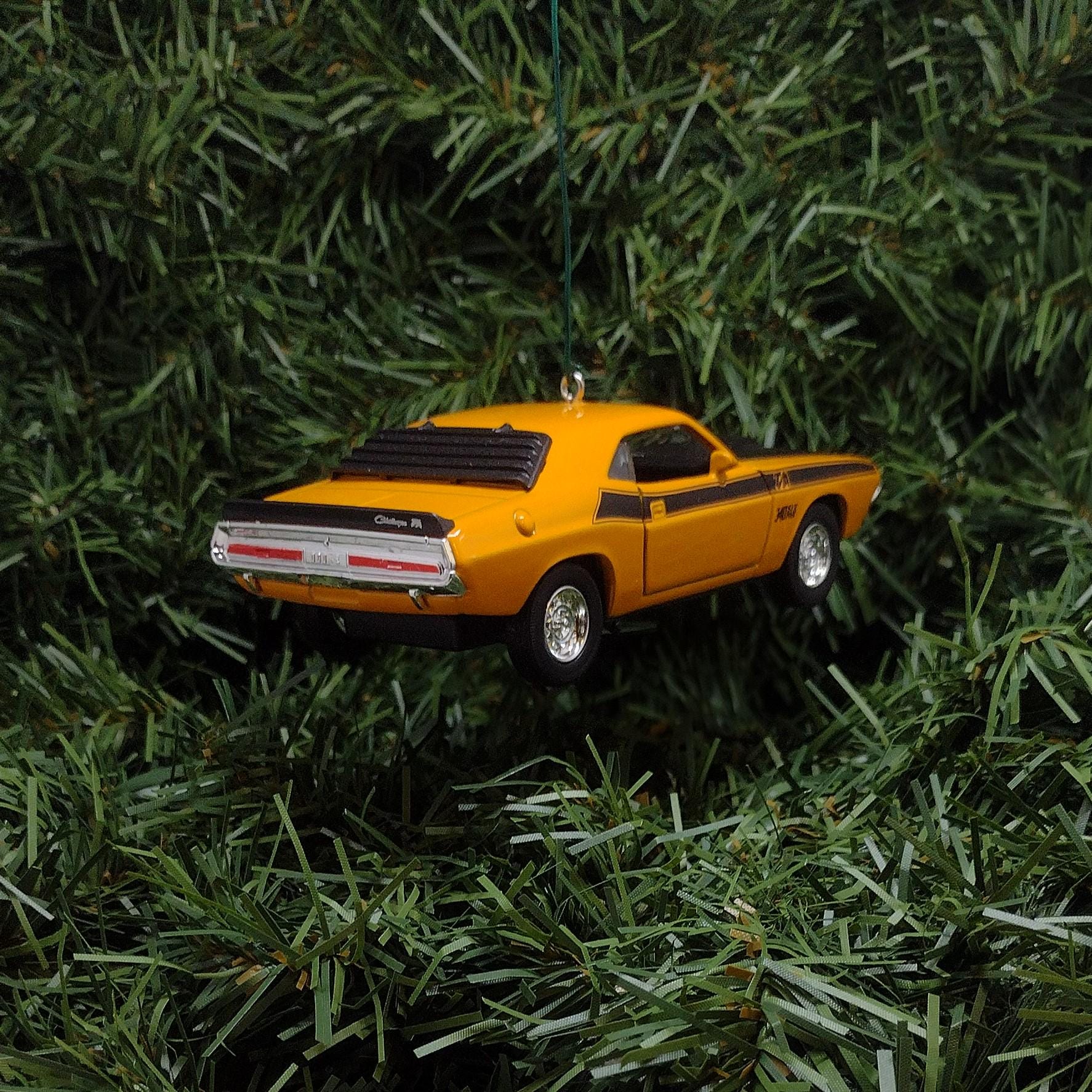 DODGE Challenger Ornament 1970 340 Six Pack Christmas Gift Unique Xmas Tree Decoration Yellow