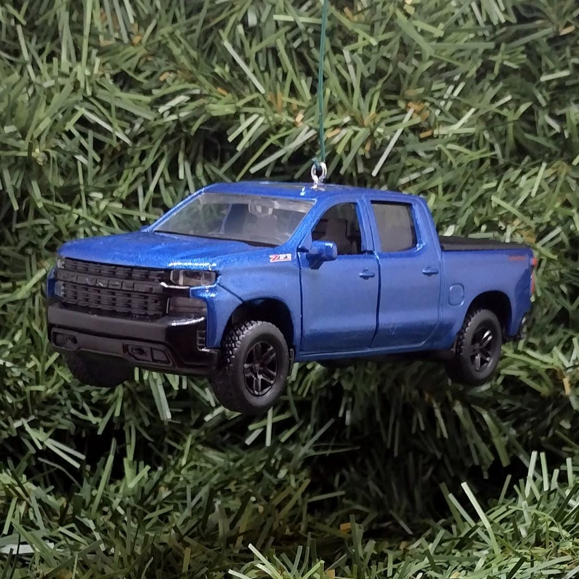 Chevy Silverado Ornament Christmas Decoration Xmas Gift Idea 5 Inch 2019 Z71 Chevrolet pickup truck 2020 2021 Blue