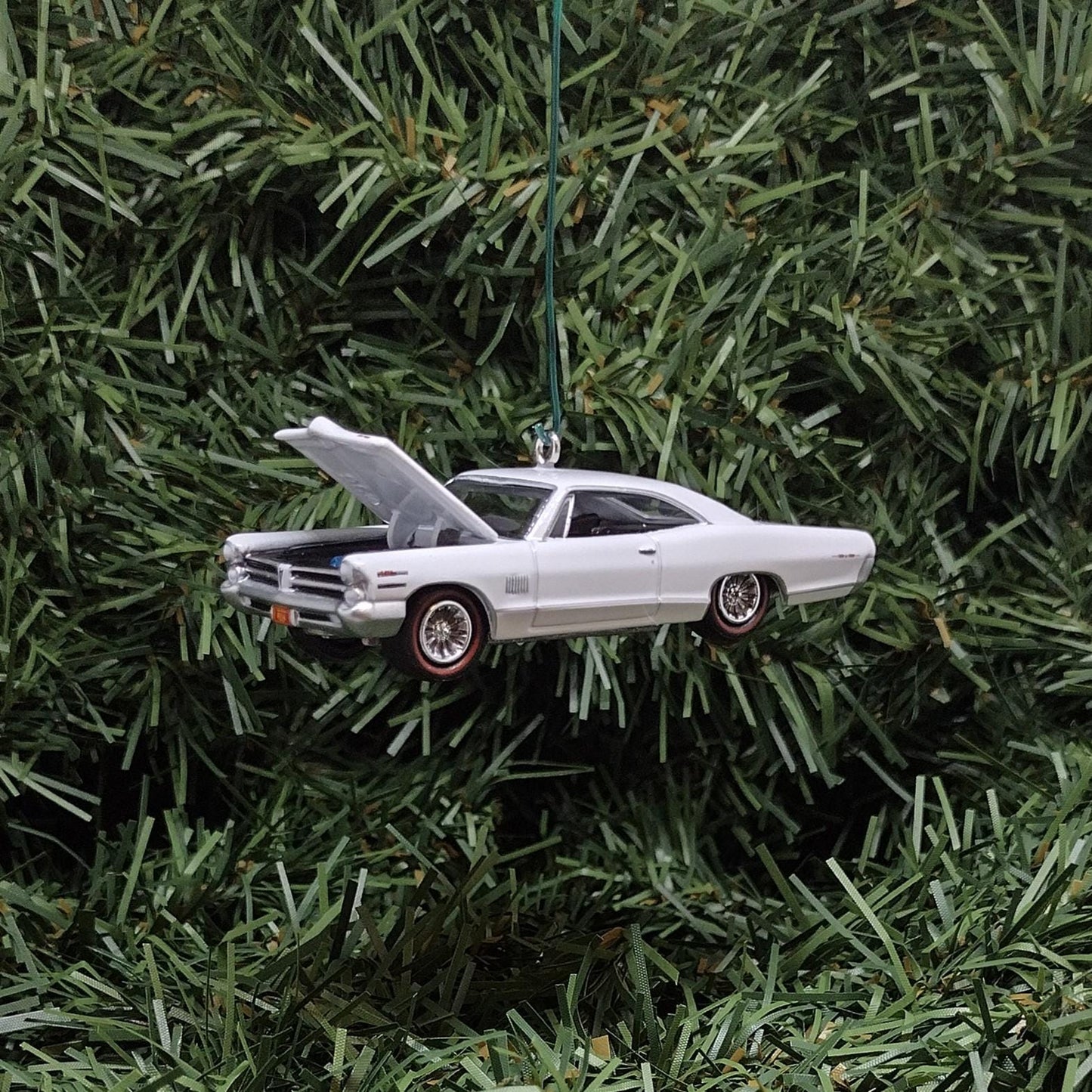 Pontiac Catalina Ornament 1965 2+2 Royal Bobcat Christmas Tree Decoration Xmas Gift Cameo Ivory White