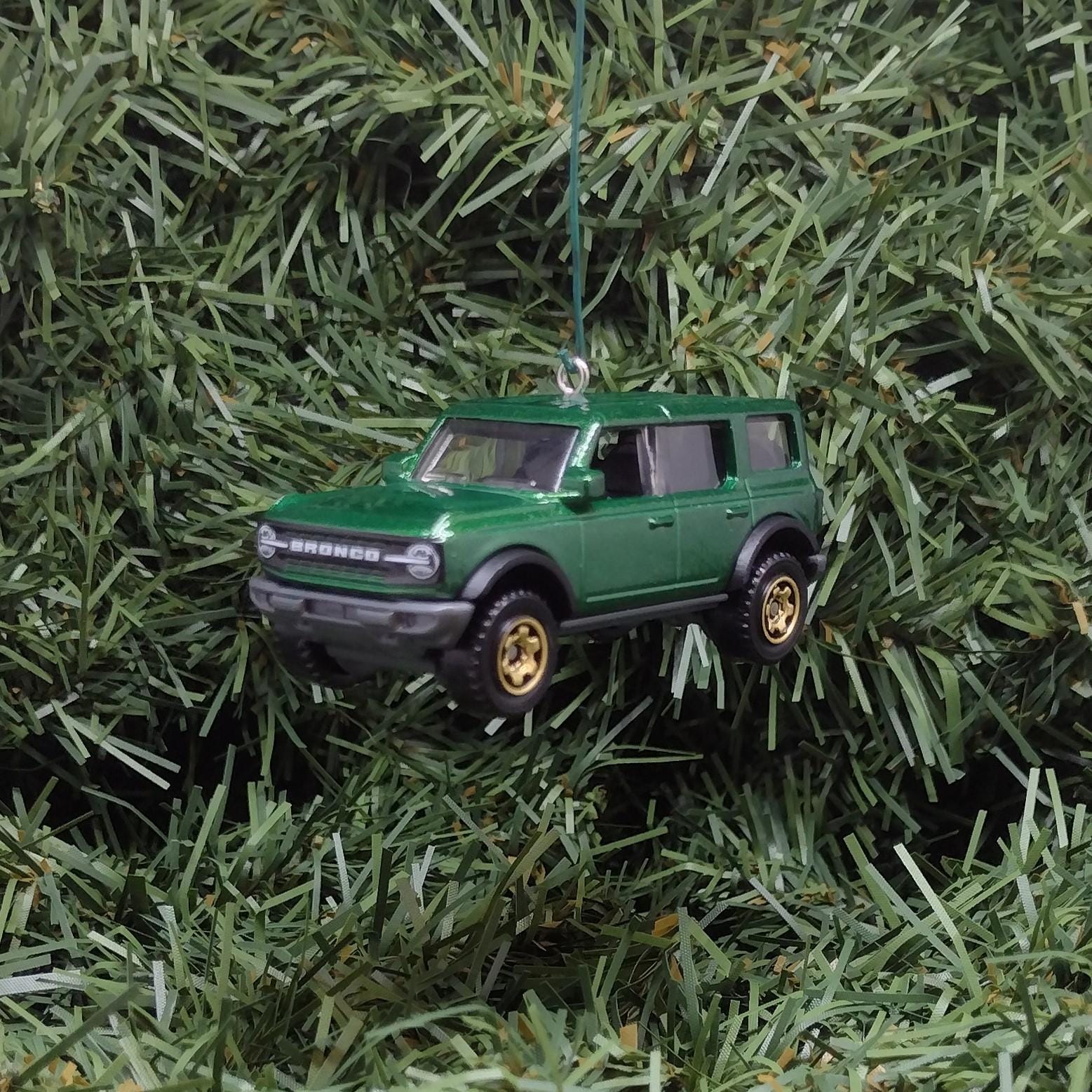 Ford Bronco Ornament 2021 4 door Christmas Decoration Unique Gift Idea 2022 2023 2024 Green
