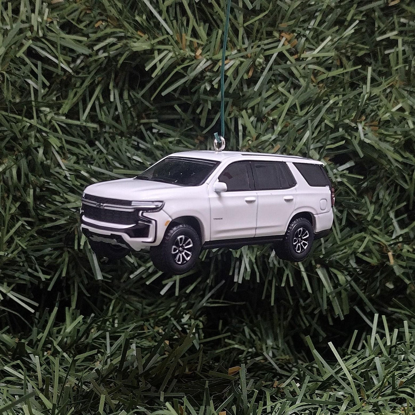 Chevy Tahoe Ornament Christmas Gift 2024 Chevrolet Xmas Decoration Great Detail 2021-2023 White