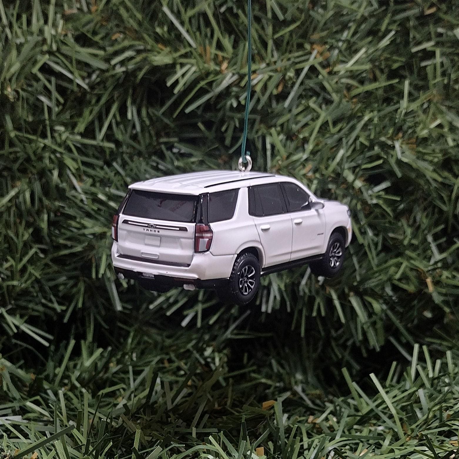 Chevy Tahoe Ornament Christmas Gift 2024 Chevrolet Xmas Decoration Great Detail 2021-2023 White