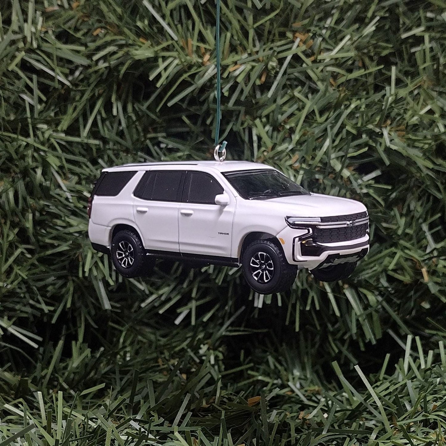 Chevy Tahoe Ornament Christmas Gift 2024 Chevrolet Xmas Decoration Great Detail 2021-2023 White