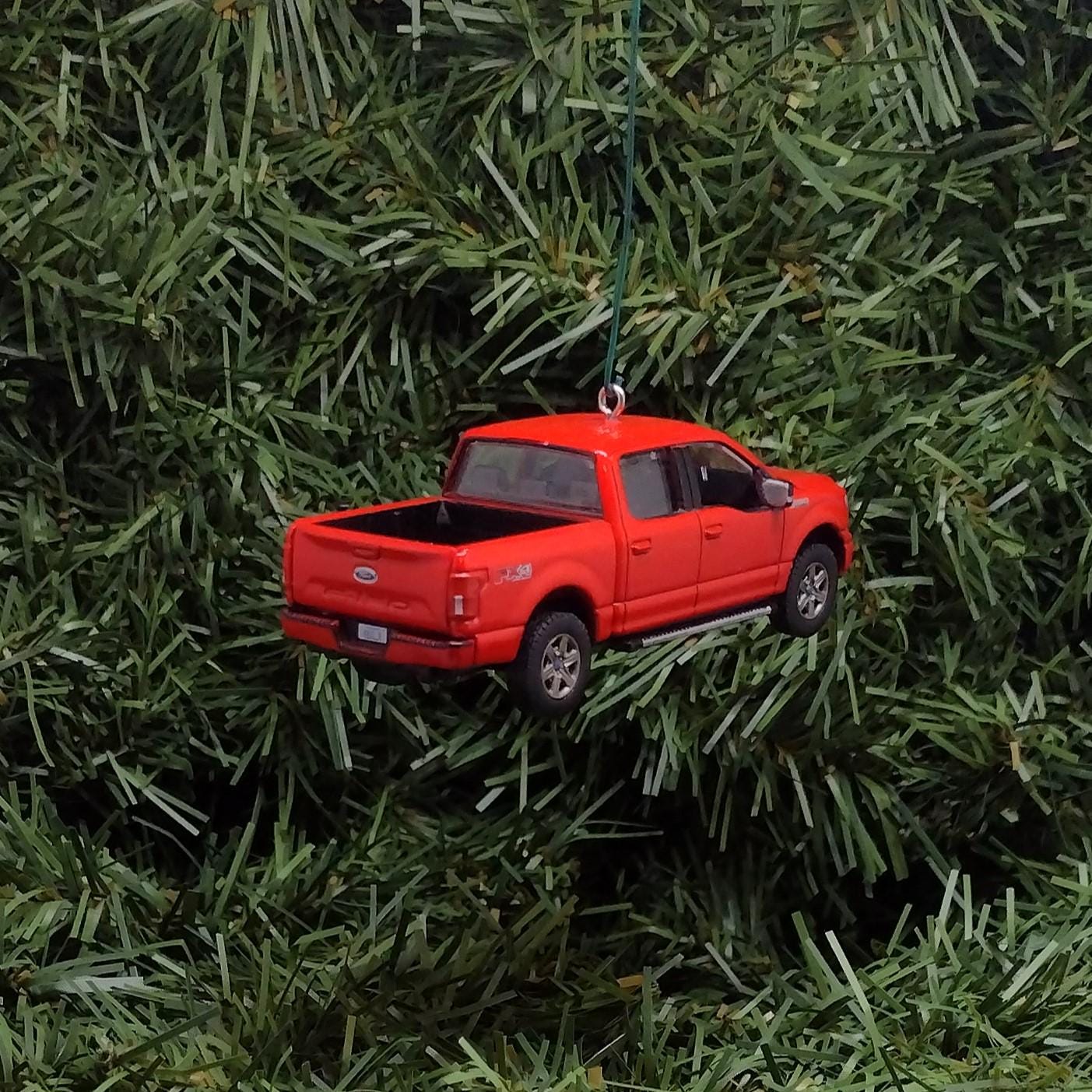 Ford F-150 Ornament 2015-2020 Christmas Gift Idea F150 Truck Lariat Unique Xmas Decoration Great Detail Race Red