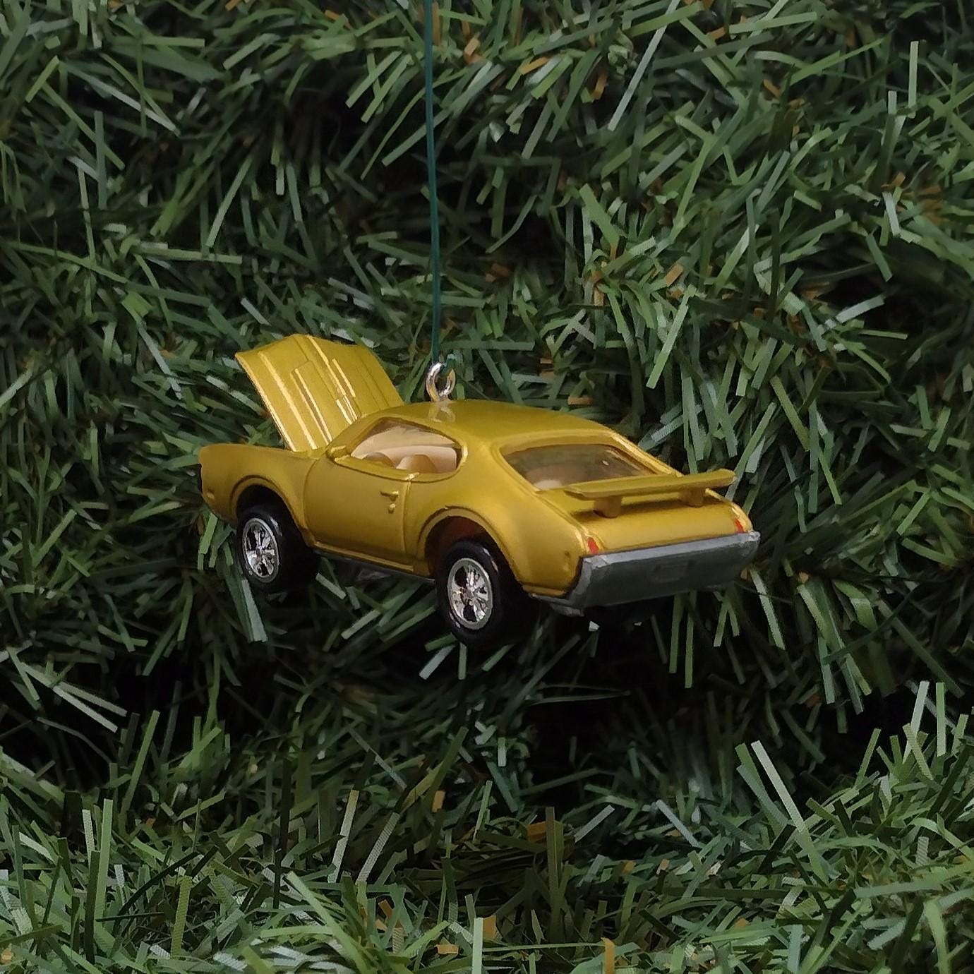 OLDSMOBILE 442 Ornament 1969 Olds Christmas Tree Decoration Unique Gift Idea Hood Opens