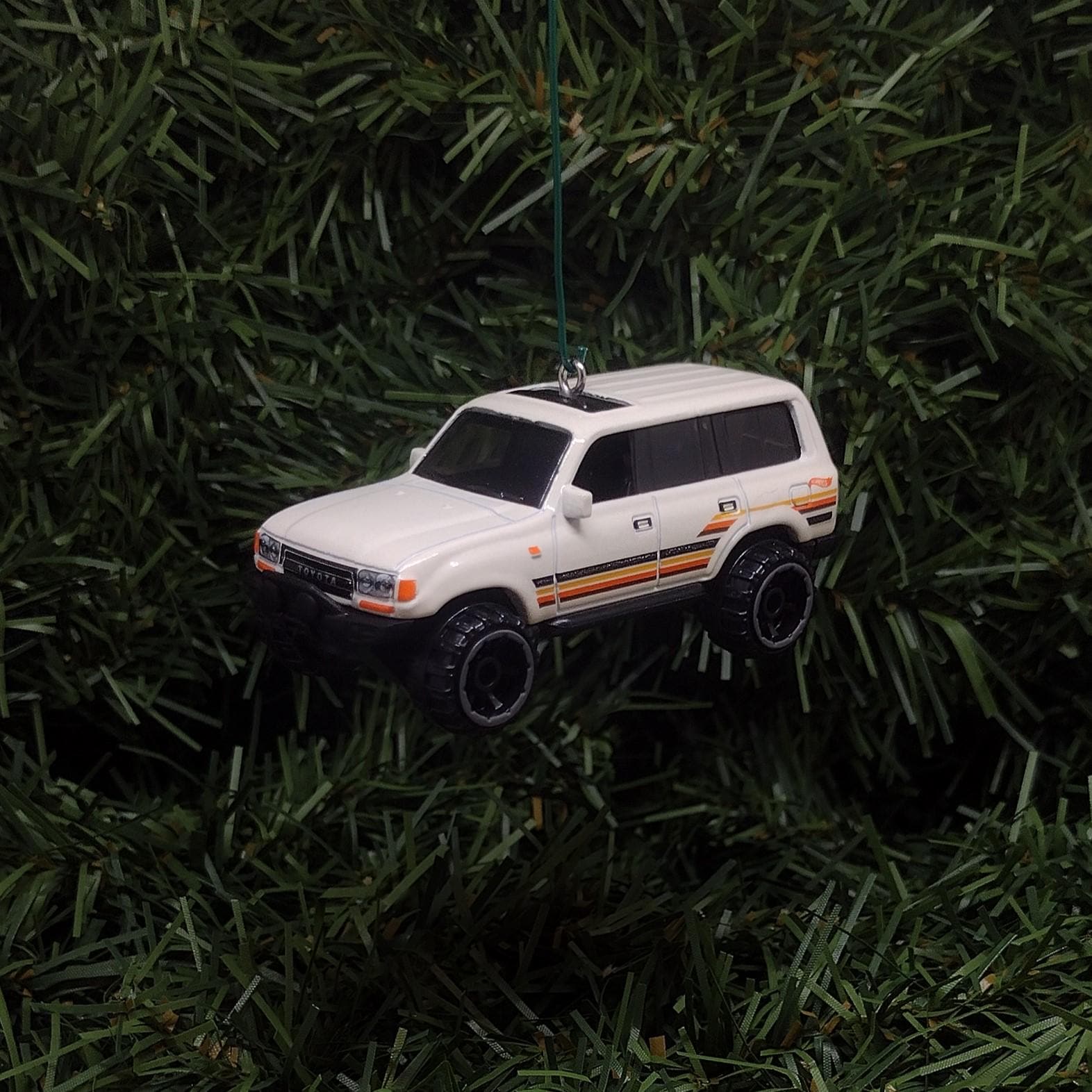 TOYOTA Landcruiser 80 Ornament Christmas Gift Idea Unique Xmas Decoration 4x4 SUV Land Cruiser