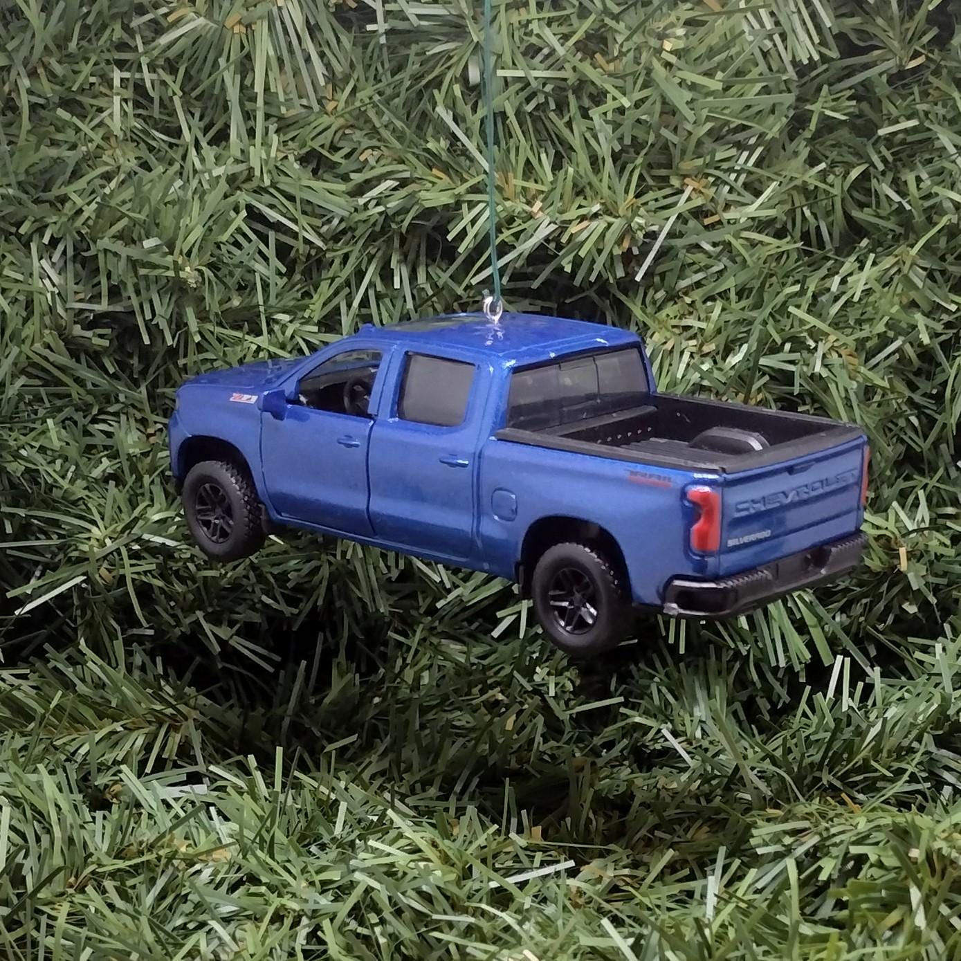 Chevy Silverado Ornament Christmas Decoration Xmas Gift Idea 5 Inch 2019 Z71 Chevrolet pickup truck 2020 2021 Blue