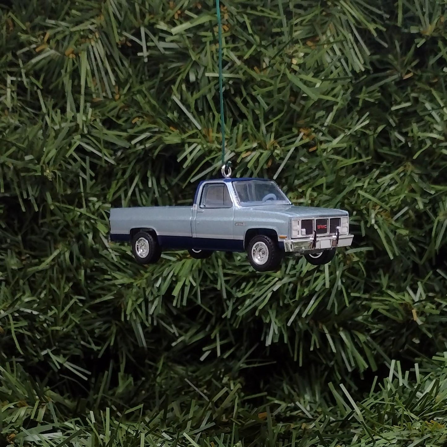 GMC Sierra Ornament 1985 2500 Truck Christmas Gift General Motors Pickup Xmas Decoration K2500 Silver/Blue