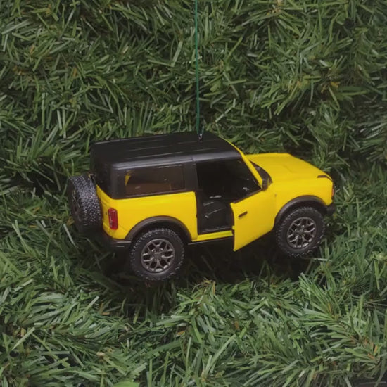 Ford Bronco Ornament 2022 Christmas Tree Decoration Unique Gift Idea 5 Inch Yellow 4x4 SUV