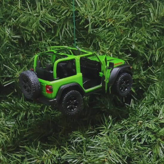 JEEP Wrangler Christmas Ornament OPEN TOP Gift Idea Fun Xmas tree Decoration 5 inch 2018 green