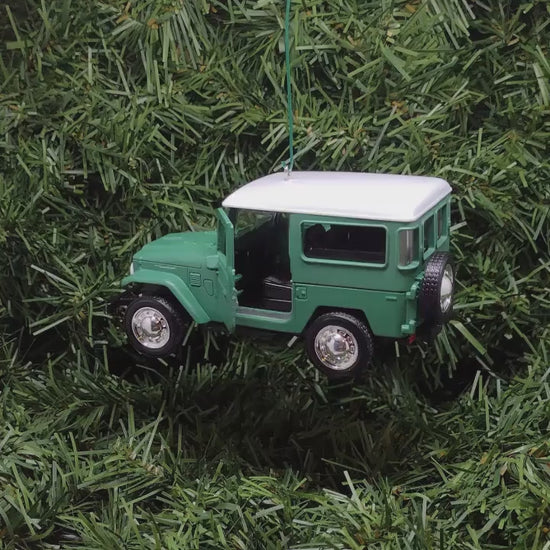 TOYOTA Land Cruiser Ornament 1960 J40 FJ40 Christmas Decoration Unique Gift 4.5 Inch Green