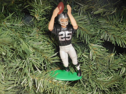 Fred Biletnikoff OAKLAND/ Los Angeles RAIDERS Christmas tree ornament xmas NFL football figure unique gift idea